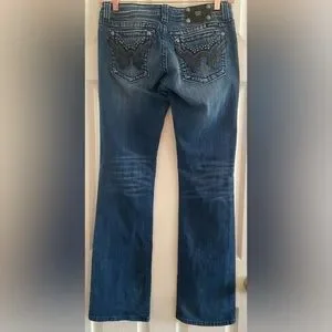 Jean Miss Me Femme Taille 25 - Coupe Boot Cut Avec Détails Cuir Clouté - Très Bon état